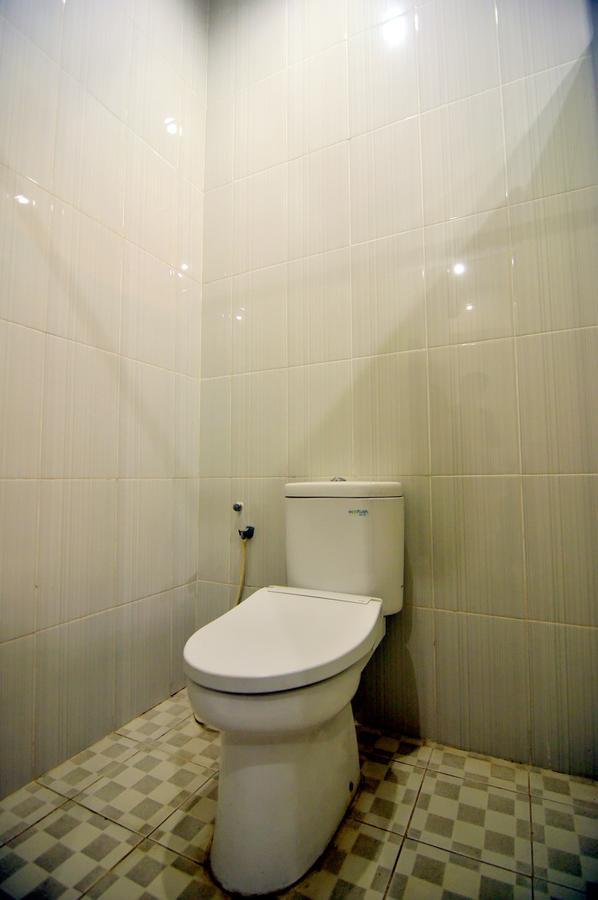 Reddoorz Hostel Near Gwk Main Gate Унґасан Екстер'єр фото
